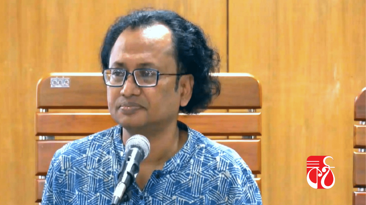শেখ হাসিনাকে ফেরত দেবে ভারত, আশা তথ্য উপদেষ্টার